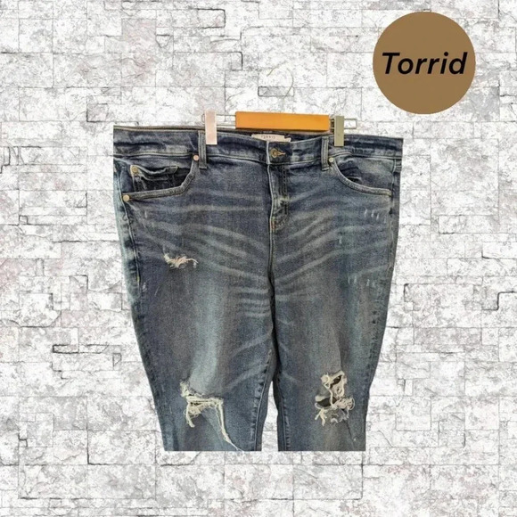 Torrid Denim Womens Plus Size 22T Blue Distressed Ripped Mid-rise Skinny Jeans - Picture 2 of 14